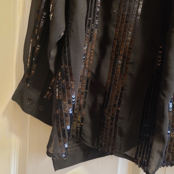 🆕Ladies blouse with sequins - Picture 5 of 6